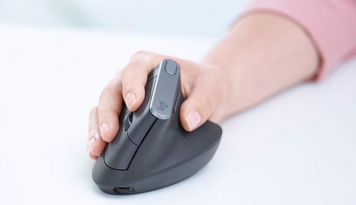  logitech-vertical-mouse.jpg 